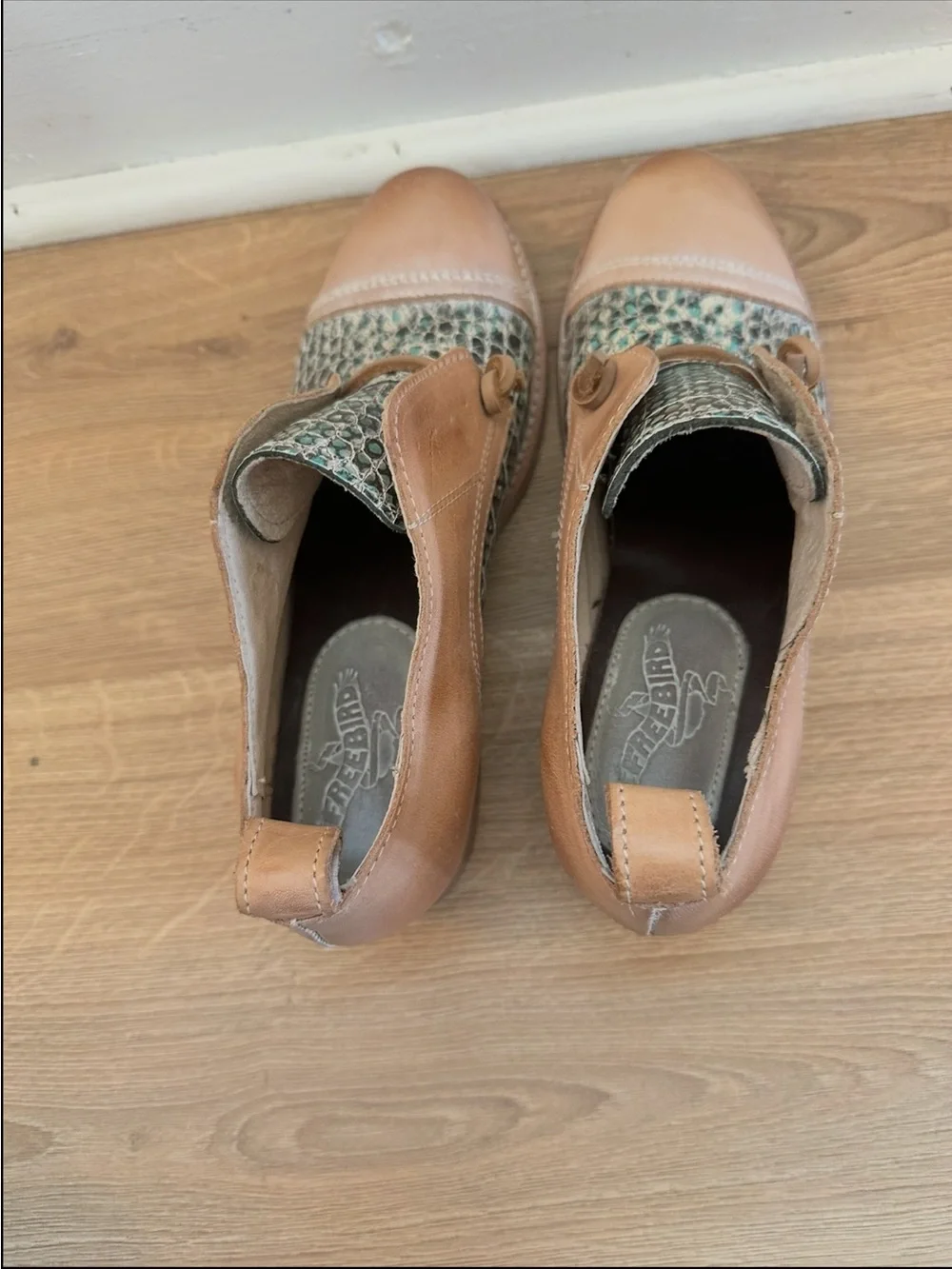 Freebird By Steven Women’s Mabel Tan Leather & Teal Snake-Pattern Casual Boots